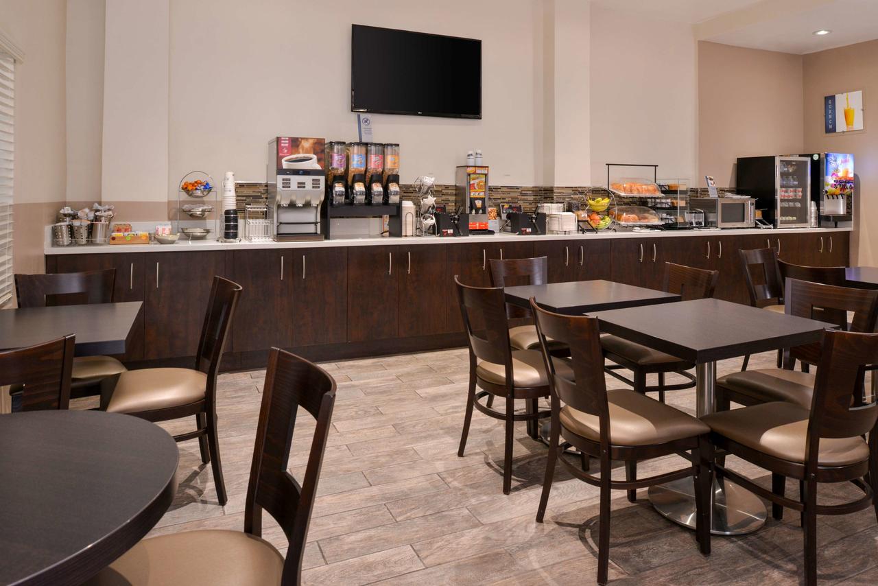 Best Western Airpark Hotel - thumb 2