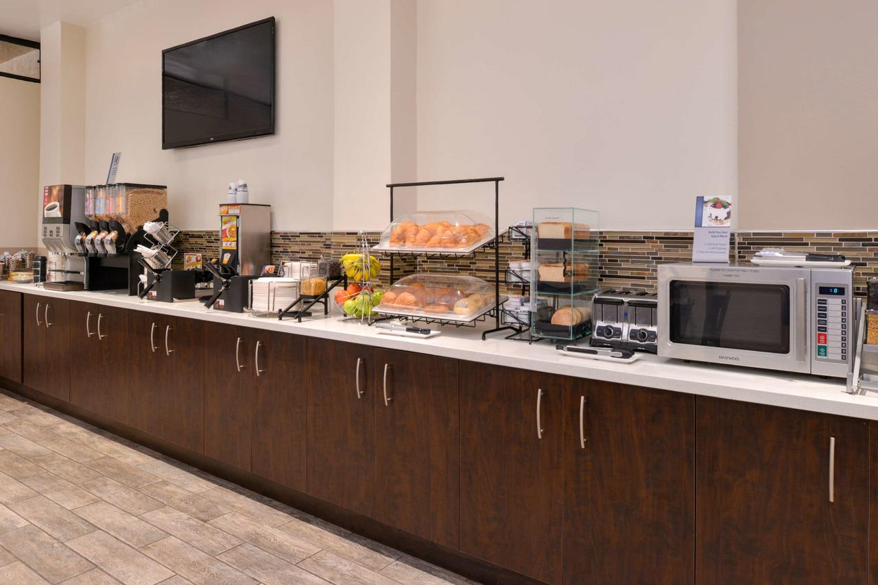 Best Western Airpark Hotel - thumb 4