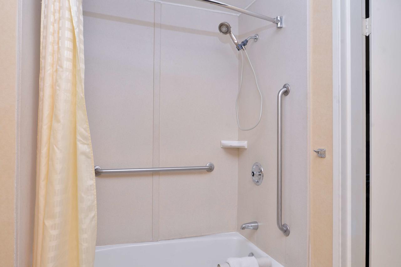 Best Western Airpark Hotel - thumb 11