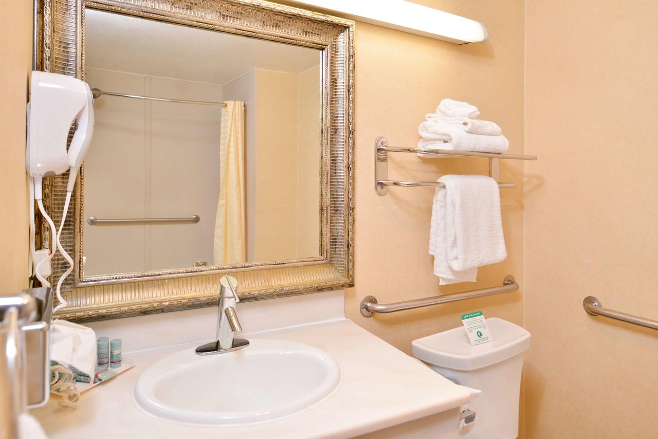 Best Western Airpark Hotel - thumb 32