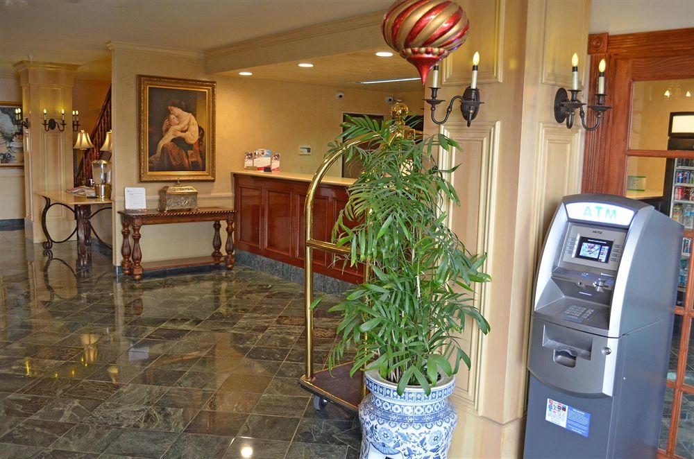 Folk Inn Ontario Airport - thumb 10
