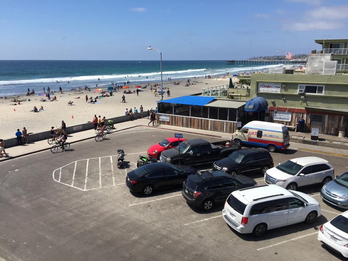 Blue Sea Beach Hotel - thumb 42