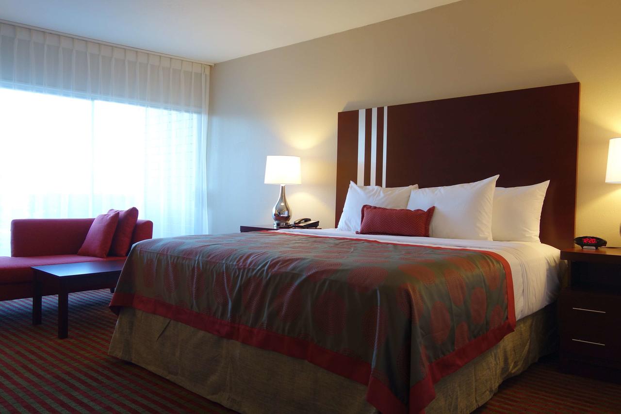Ramada By Wyndham Sacramento - thumb 33
