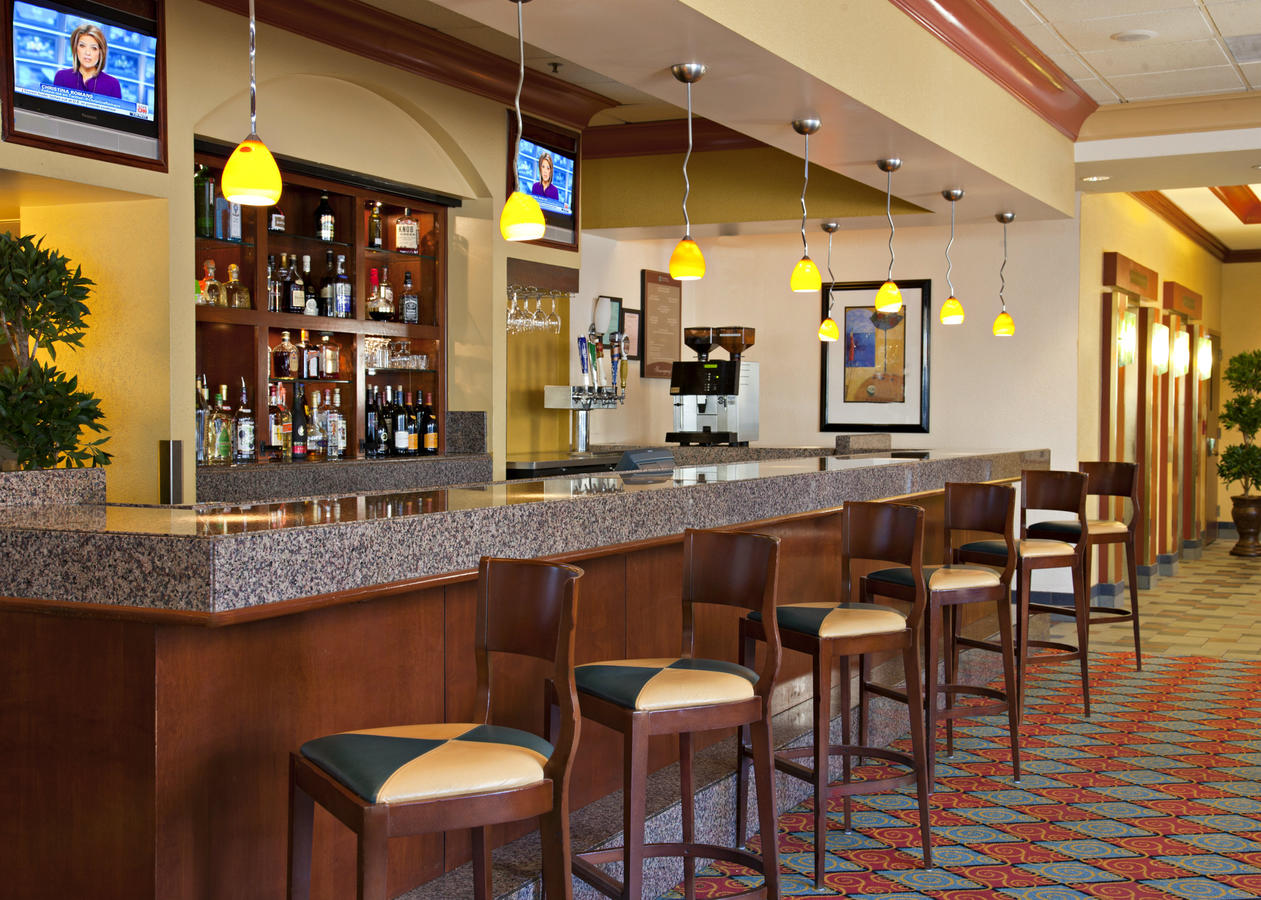 Costa Mesa Marriott - thumb 5