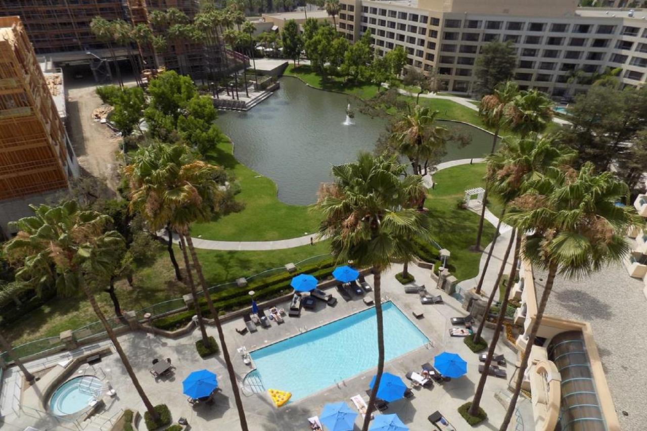 Costa Mesa Marriott - thumb 16