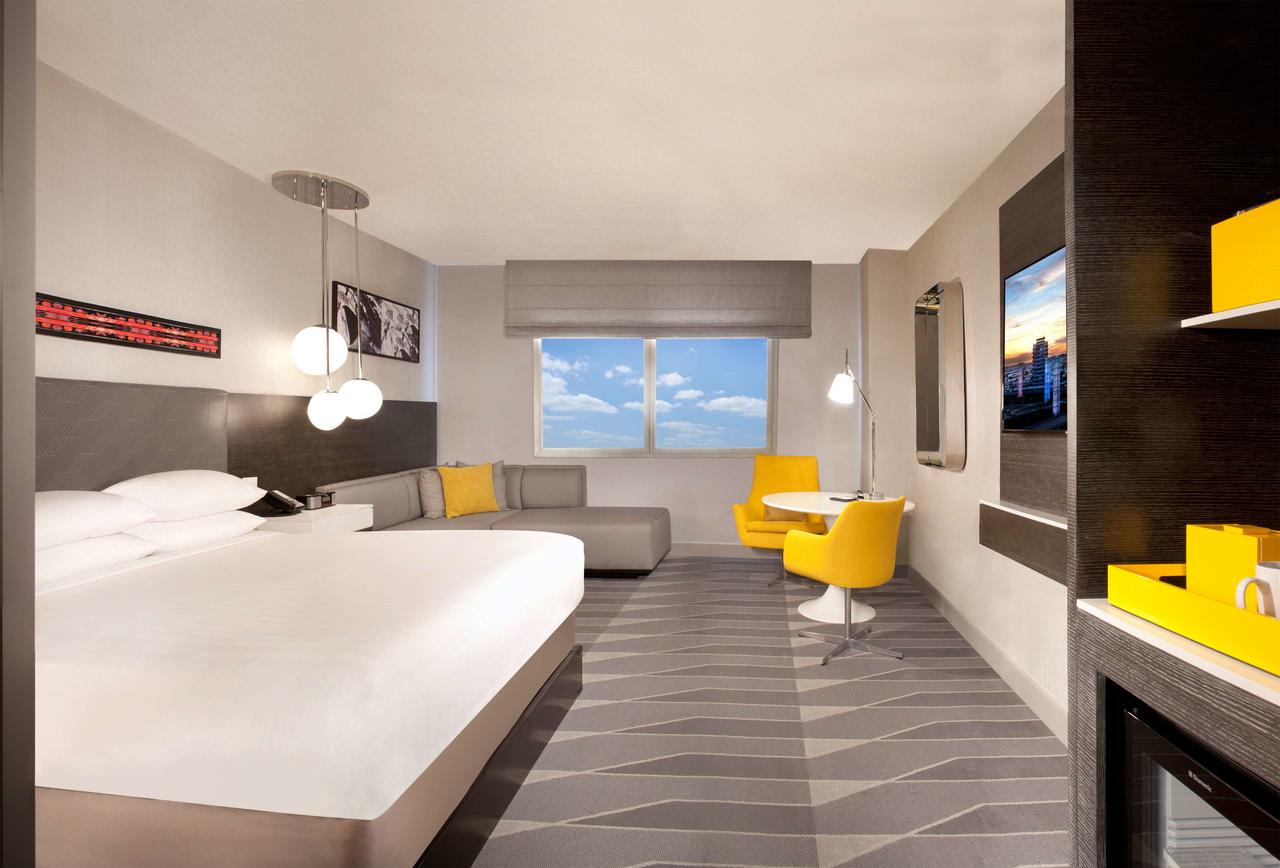 Hyatt Regency Los Angeles International Airport - thumb 2