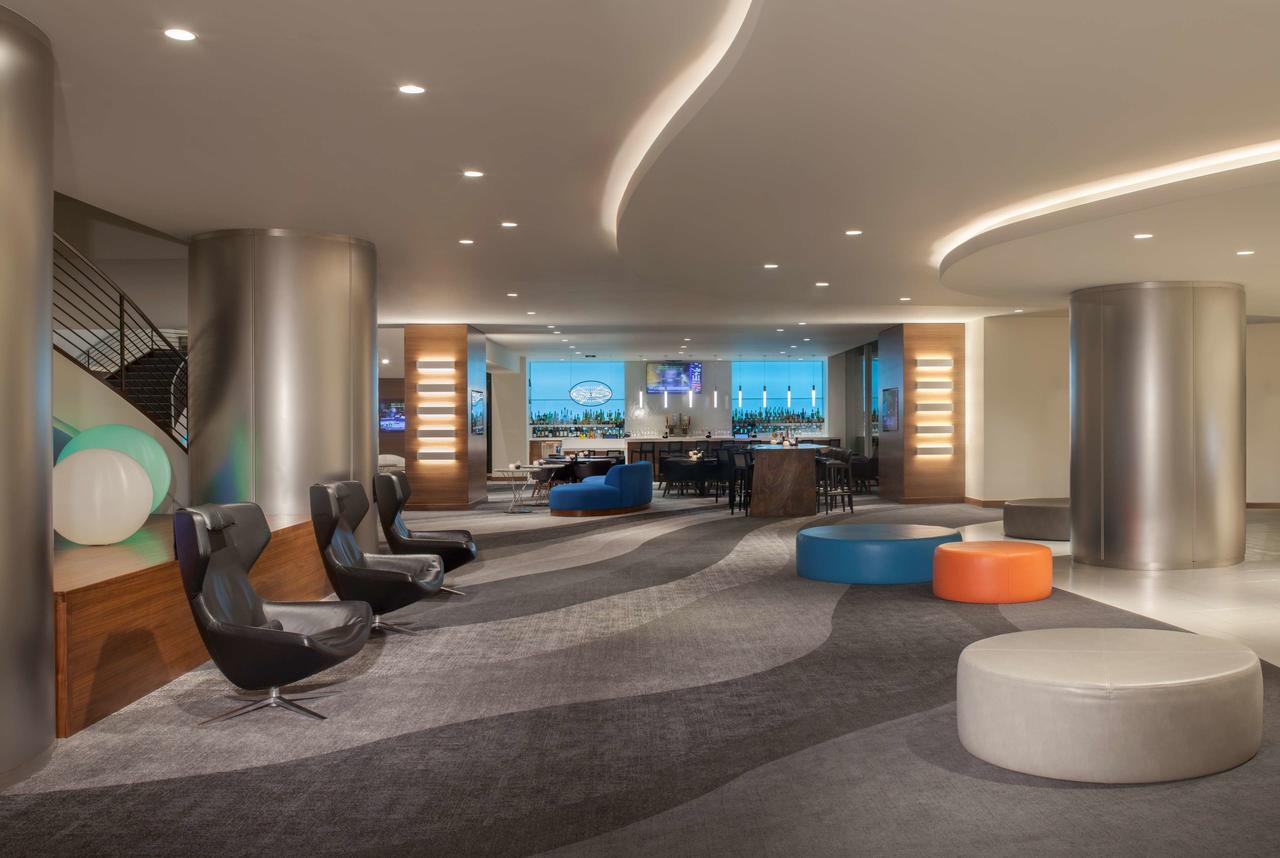 Hyatt Regency Los Angeles International Airport - thumb 9