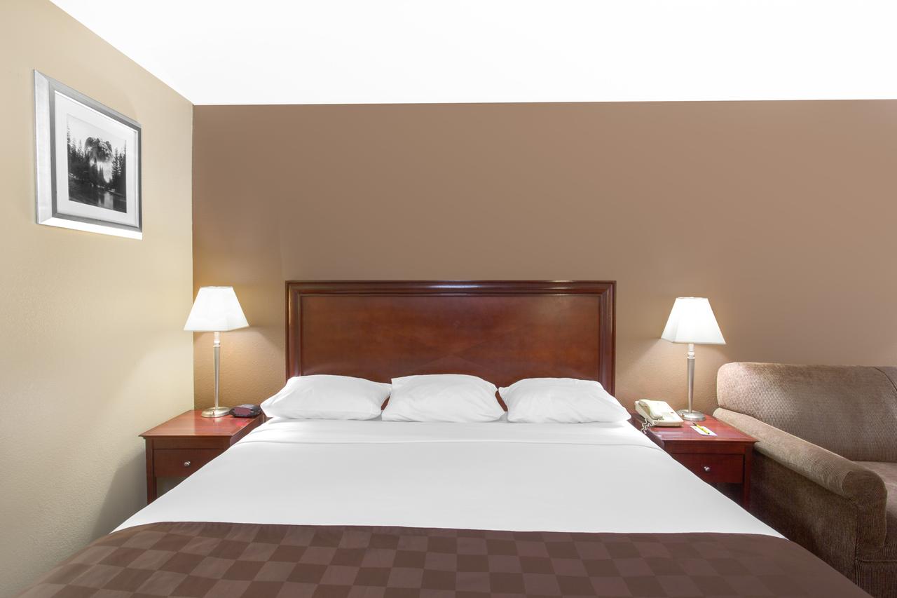 Super 8 By Wyndham Blythe - thumb 1