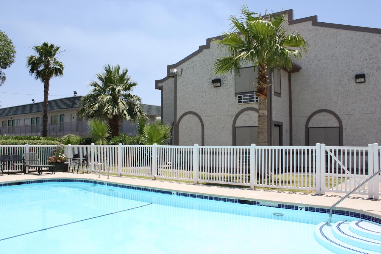 Super 8 By Wyndham Blythe - thumb 13