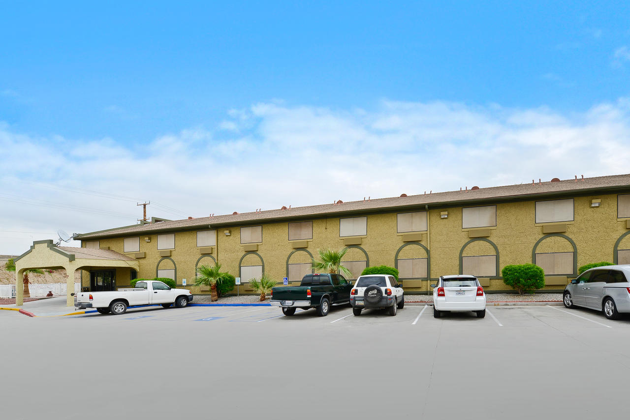 Super 8 By Wyndham Blythe - thumb 7