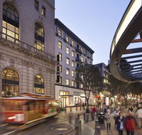 Axiom Hotel - USA Accommodation