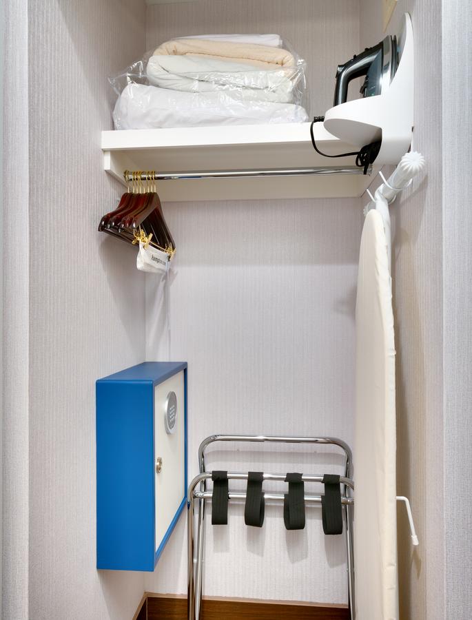 Hampton Inn & Suites Anaheim Resort Convention Center - thumb 1