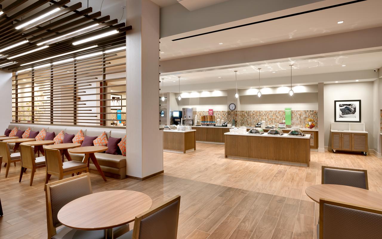 Hampton Inn & Suites Anaheim Resort Convention Center - thumb 22