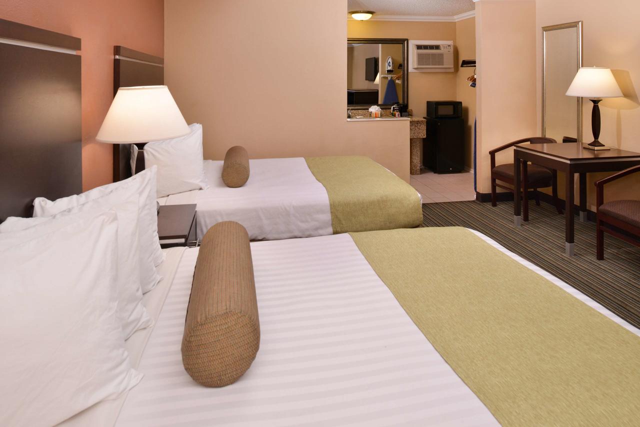 Best Western Courtesy Inn - thumb 28