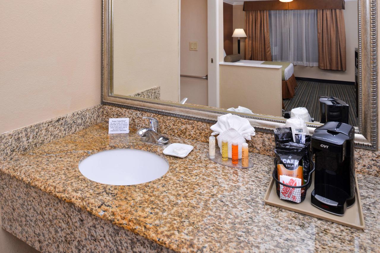 Best Western Courtesy Inn - thumb 16