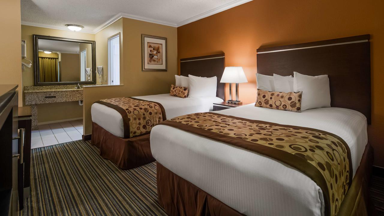 Best Western Courtesy Inn - thumb 42