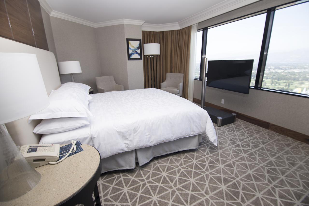 Hilton Los Angeles-Universal City - thumb 41