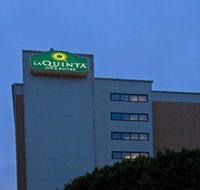 La Quinta by Wyndham LAX - Hotels Santiago