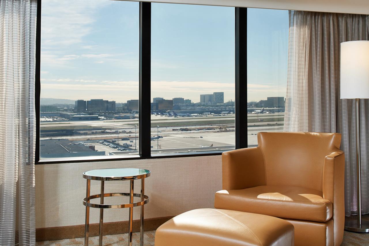 Hilton Los Angeles Airport - thumb 1