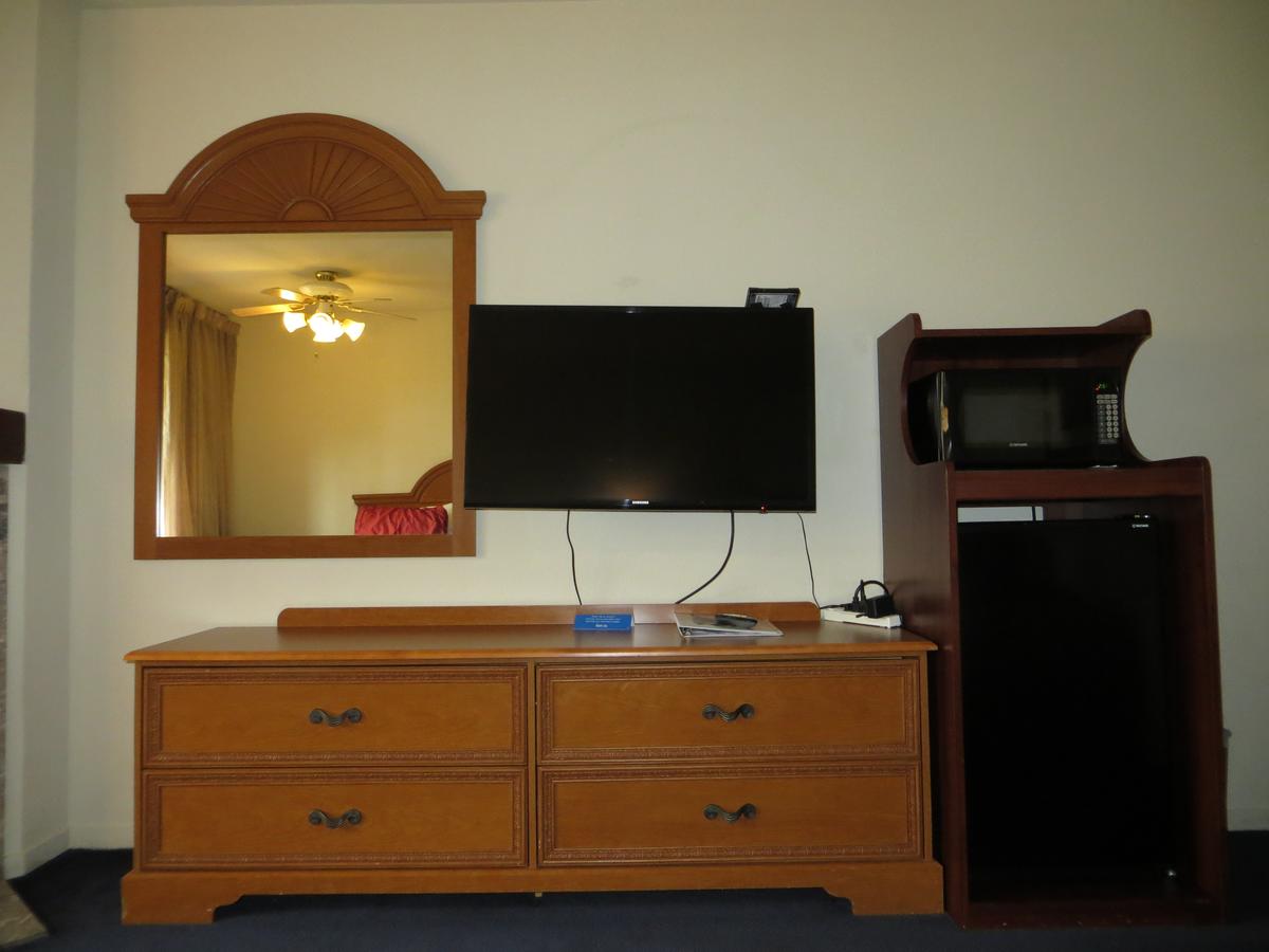 The Monarch Resort - thumb 31