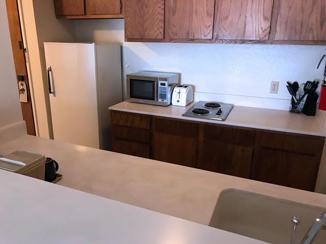 The Monarch Resort - thumb 11