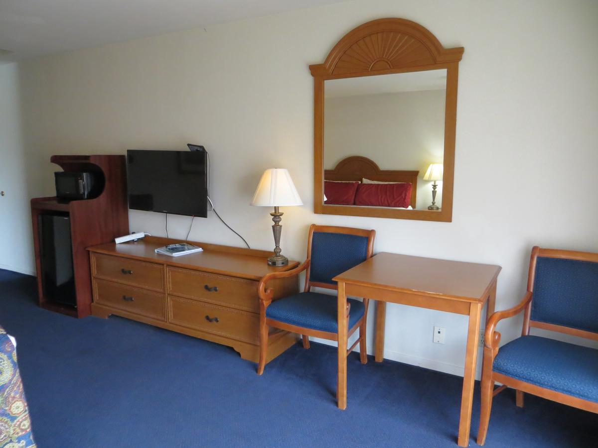 The Monarch Resort - thumb 22