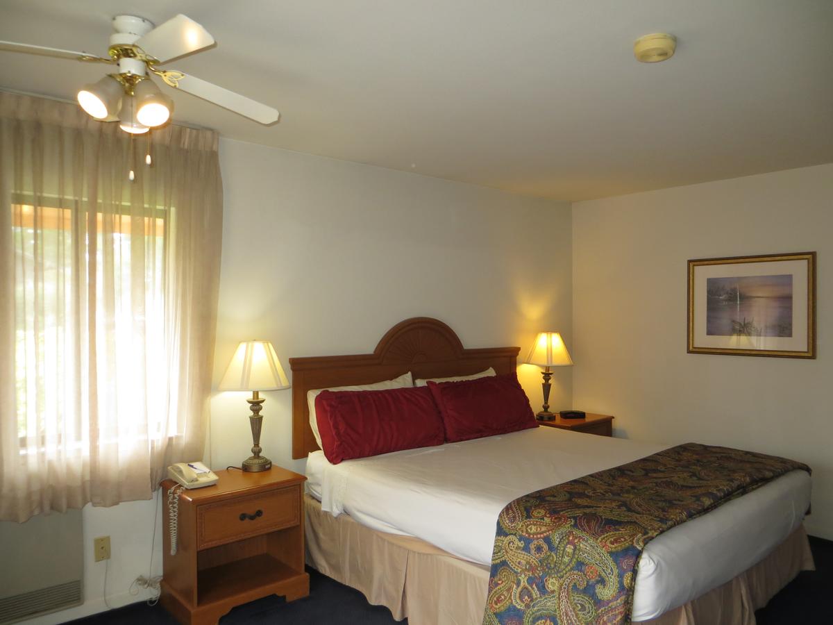 The Monarch Resort - thumb 23