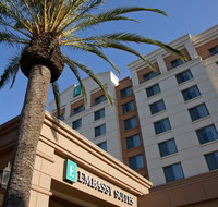 Embassy Suites by Hilton Sacramento Riverfront Promenade - Hotels Santiago