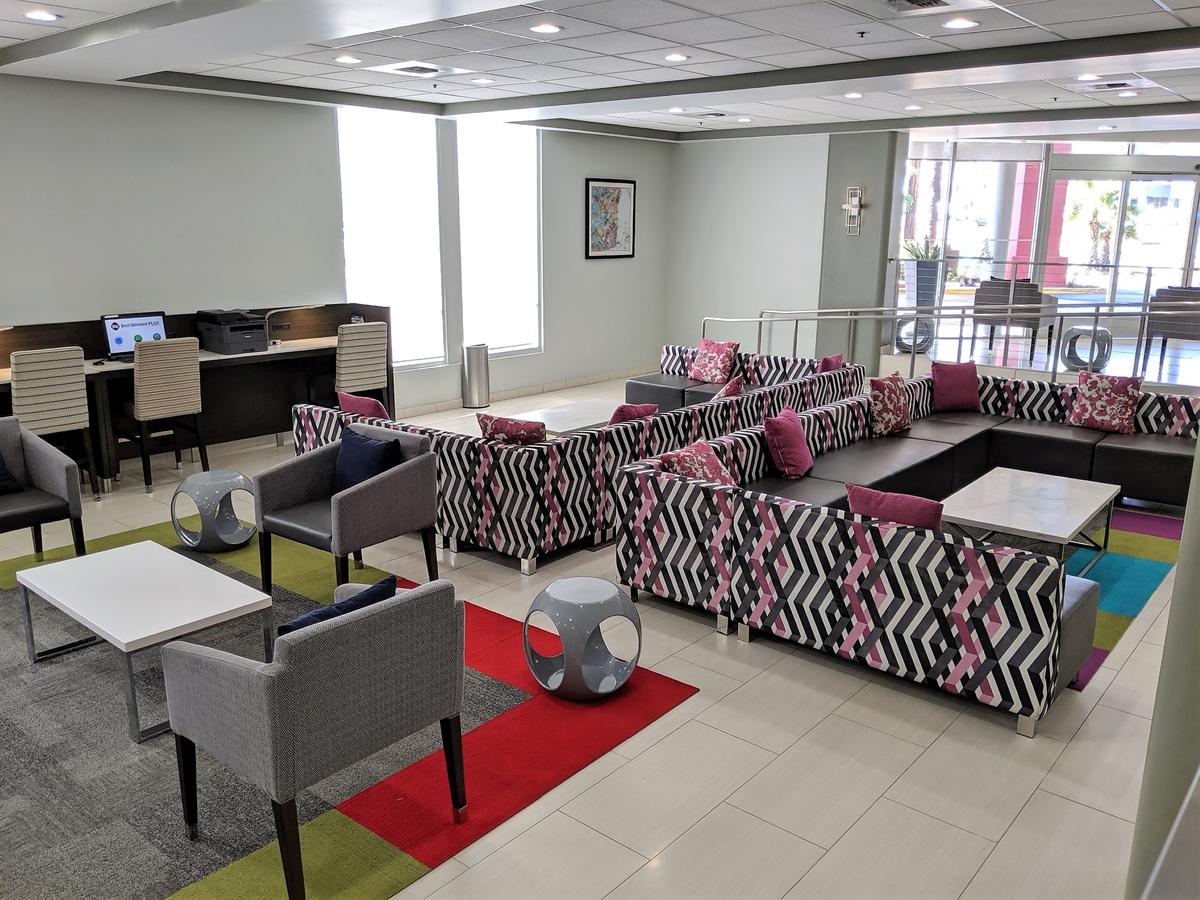 Best Western Plus Commerce Hotel - thumb 5