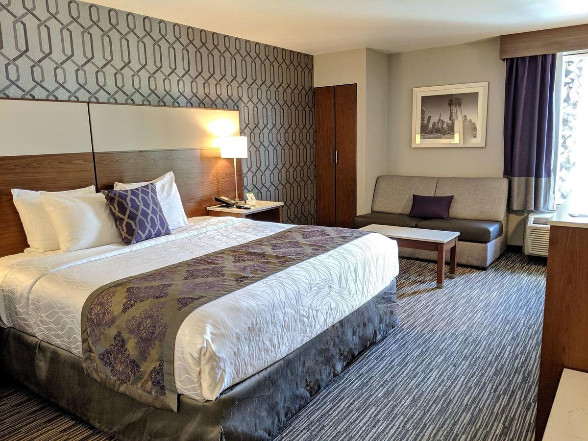 Best Western Plus Commerce Hotel - thumb 0