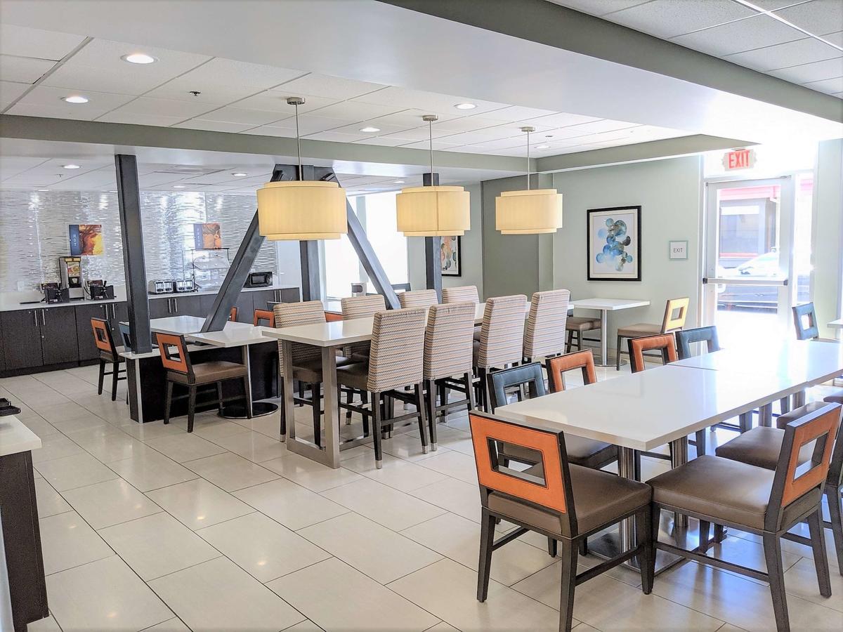 Best Western Plus Commerce Hotel - thumb 35