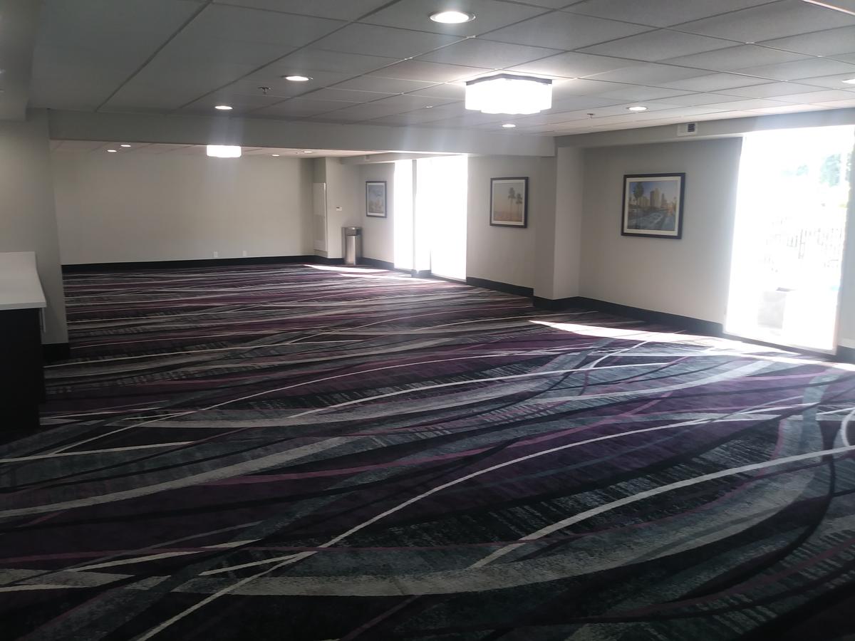 Best Western Plus Commerce Hotel - thumb 12