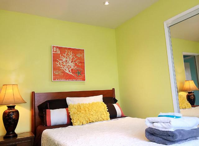 240 USC Turquoise House - thumb 13