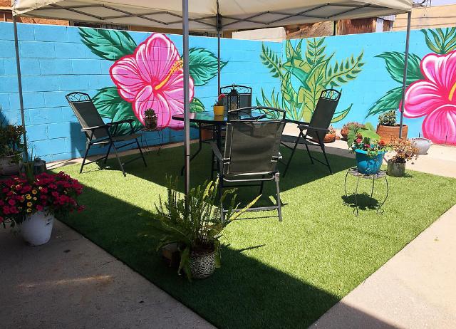 240 USC Turquoise House - thumb 2