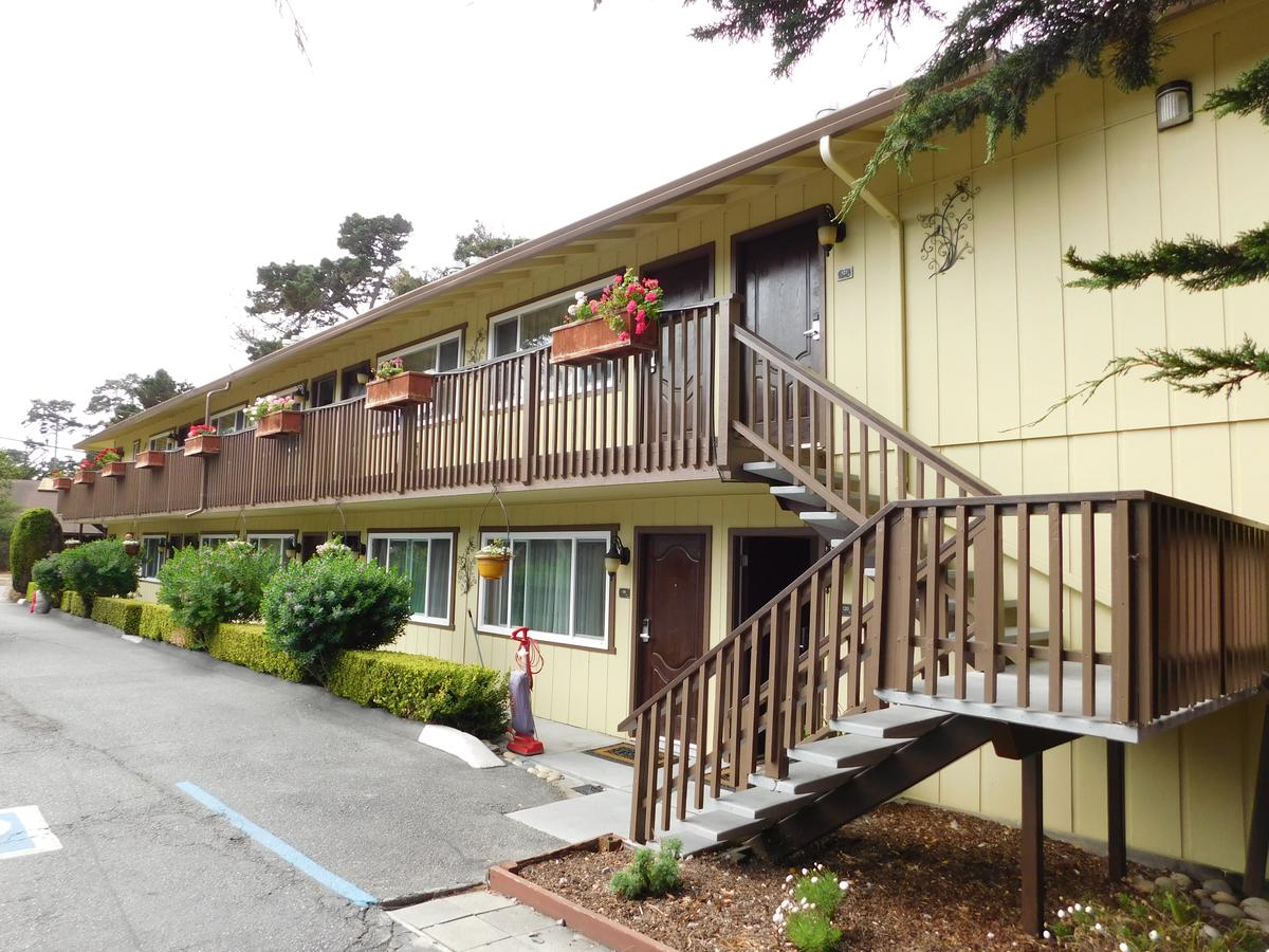 Deer Haven Inn - thumb 1