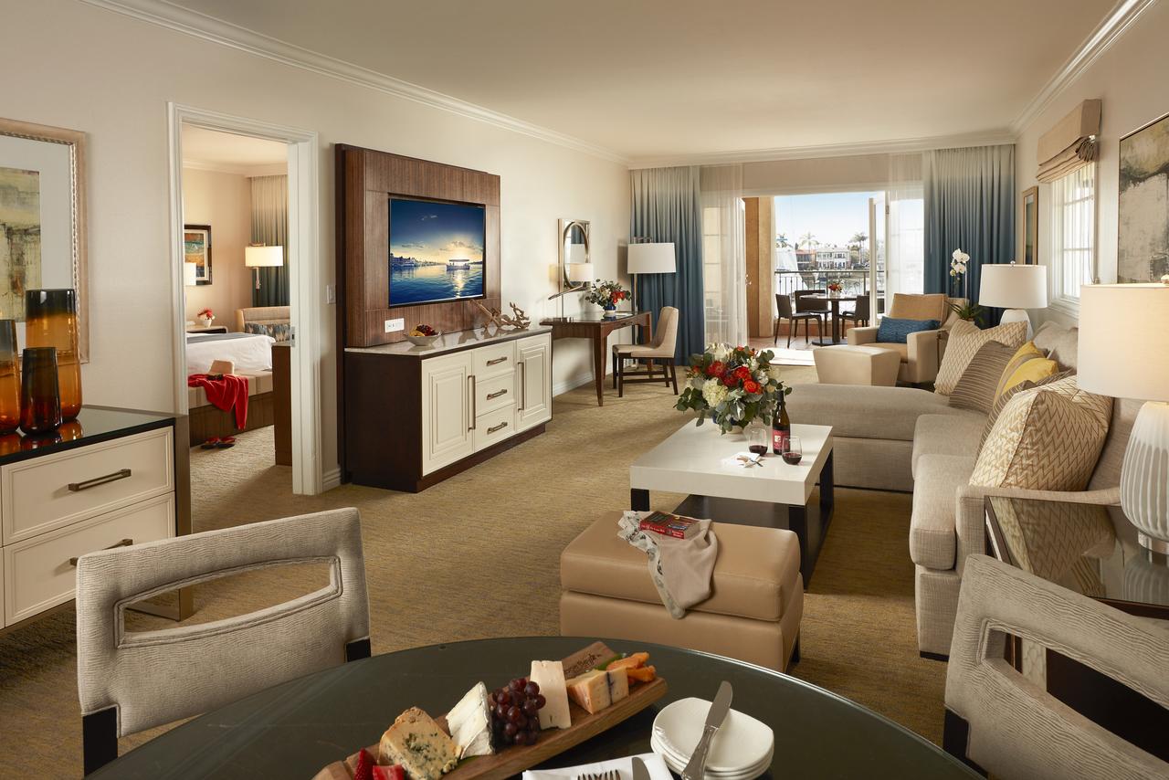 Balboa Bay Resort - thumb 4