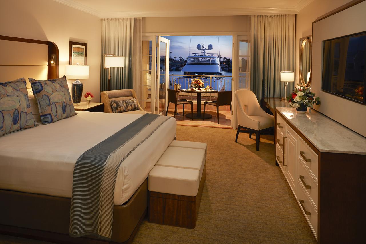 Balboa Bay Resort - thumb 1