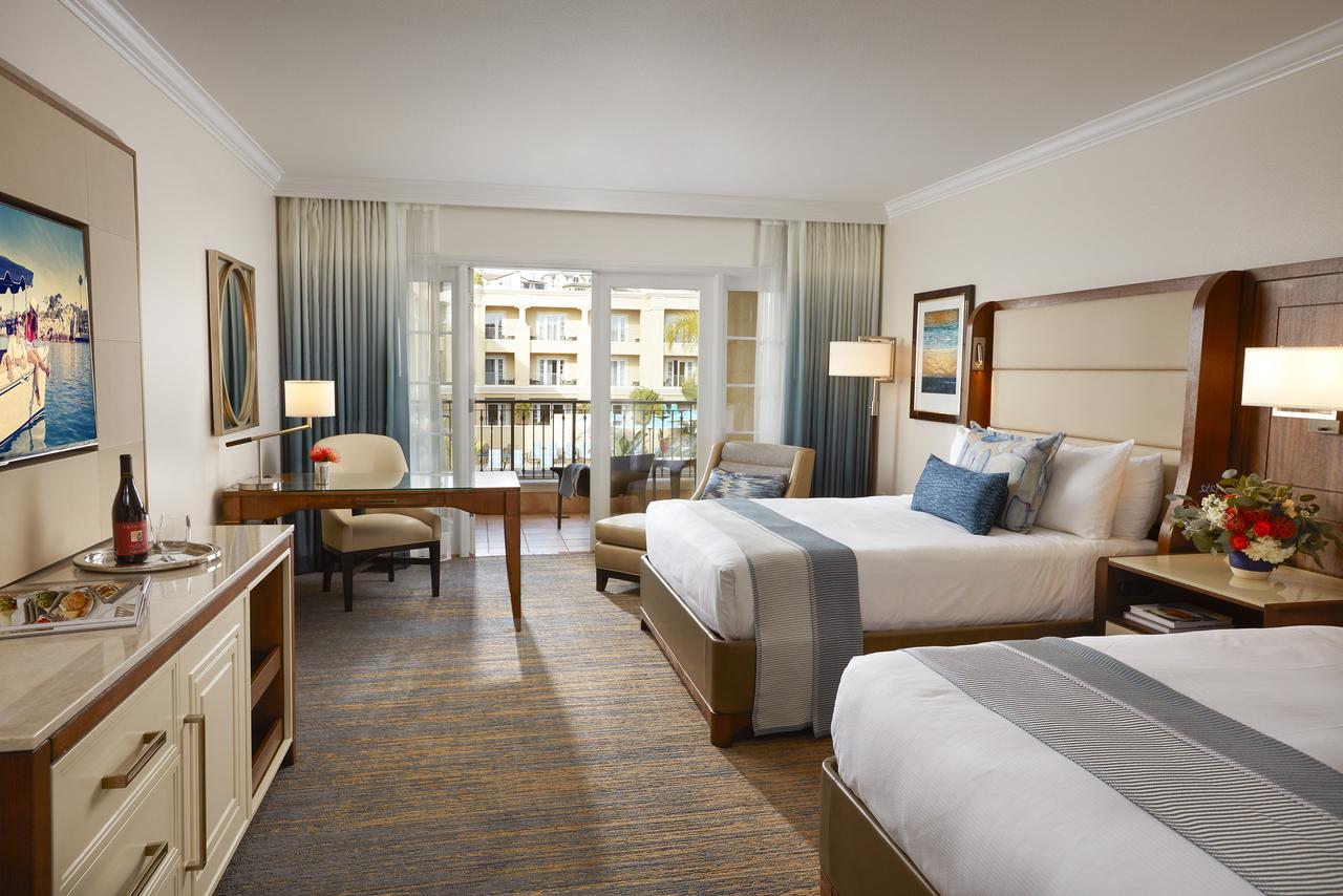 Balboa Bay Resort - thumb 3