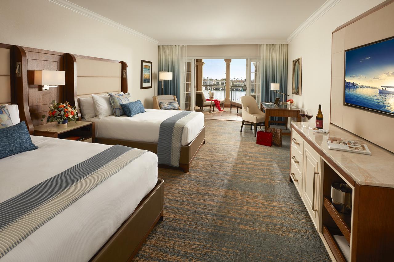 Balboa Bay Resort - thumb 2