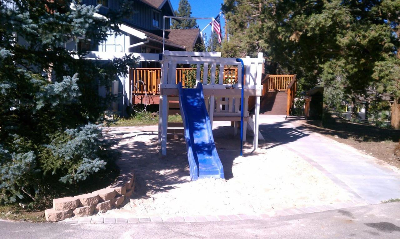 Big Bear Hostel - thumb 6