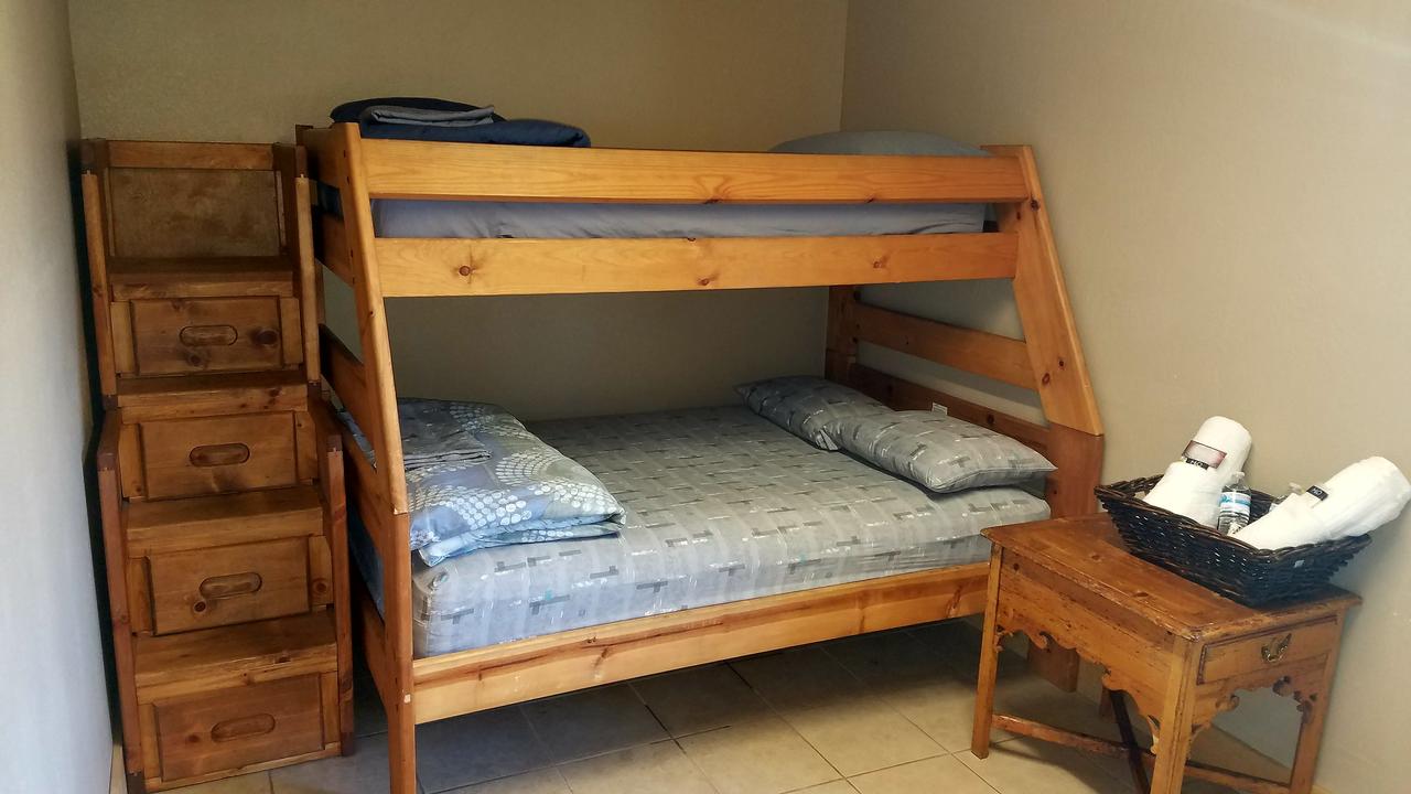 Big Bear Hostel - thumb 15