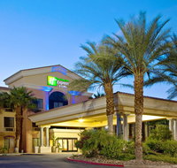 Holiday Inn Express Hotel  Suites Cathedral City - Palm Springs - Hotels Santiago