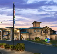 Holiday Inn Express Hotel  Suites Arcata/Eureka-Airport Area - USA Accommodation