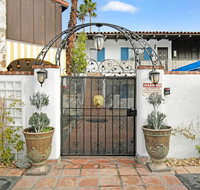 Mykonos Desert Suites - China Accommodation