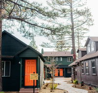 Noon Lodge at Mallard Bay - Students Accommodation