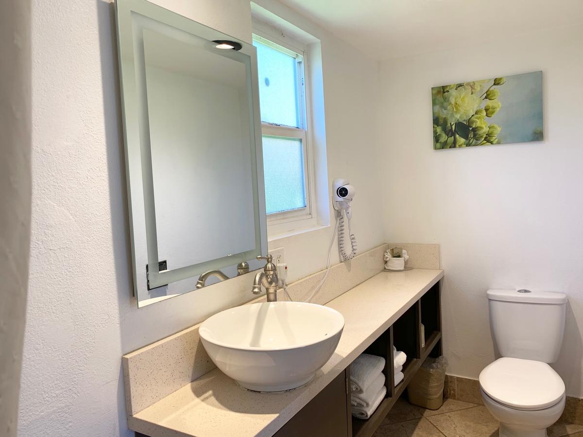 Sandyland Reef Inn - thumb 29