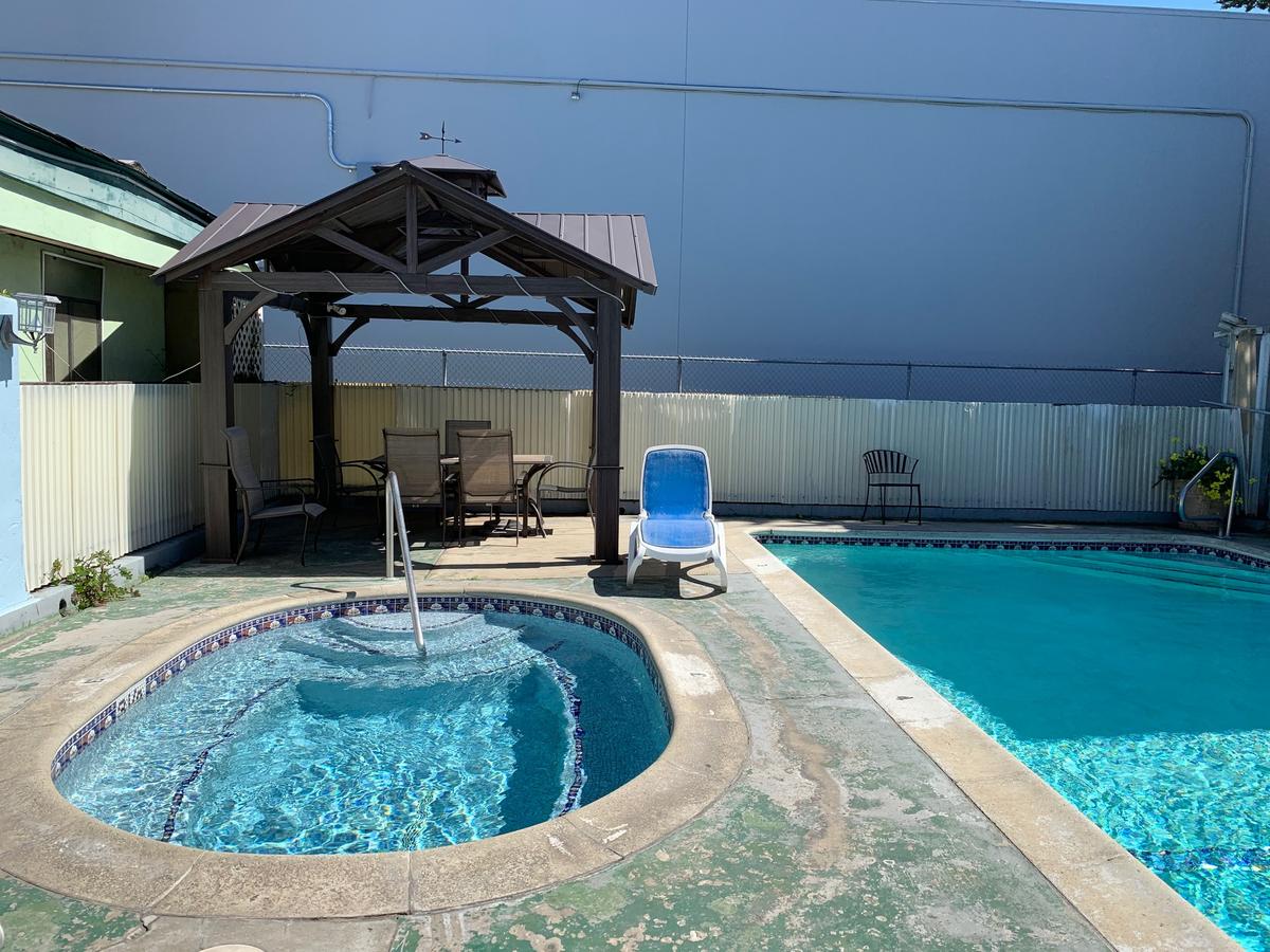 Sandyland Reef Inn - thumb 24