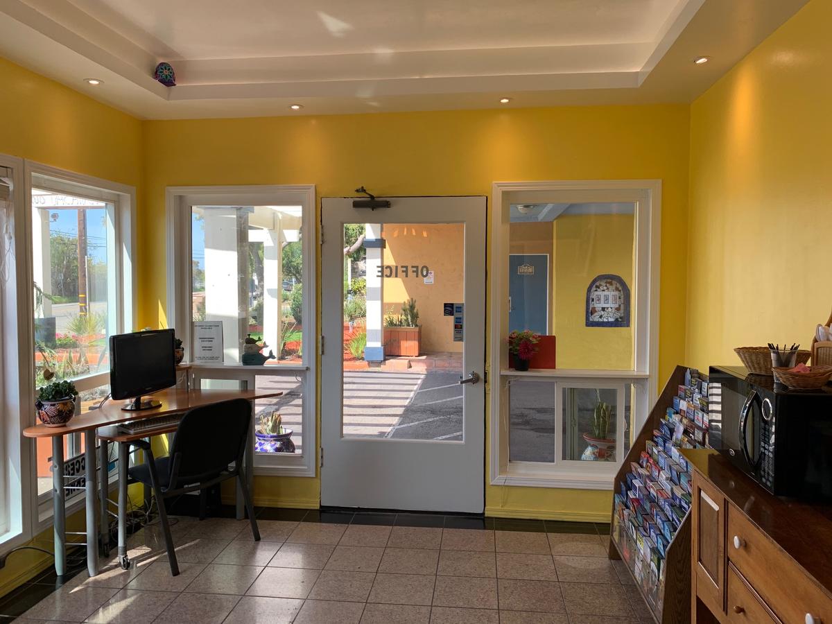 Sandyland Reef Inn - thumb 10