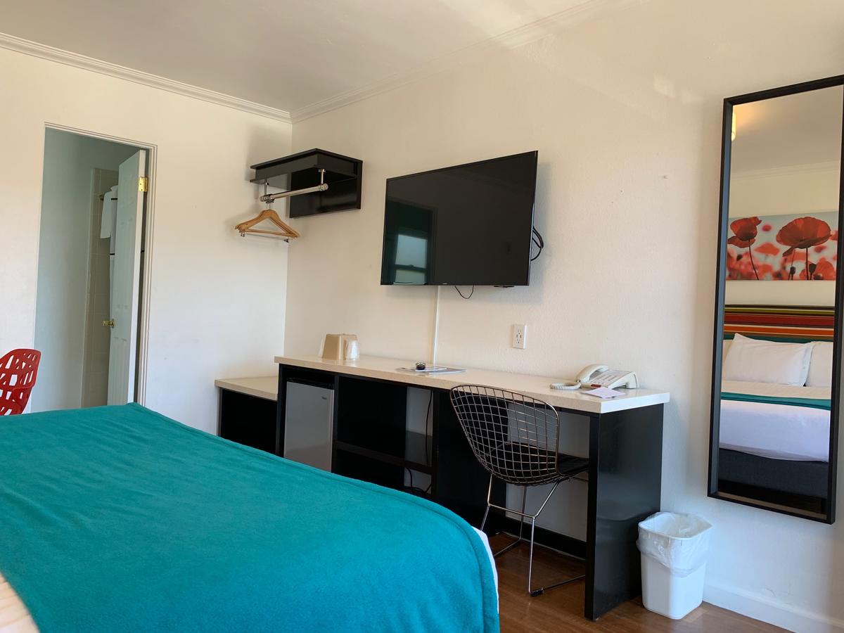 Sandyland Reef Inn - thumb 32