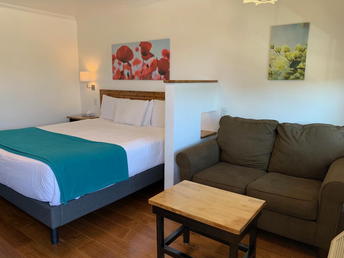 Sandyland Reef Inn - thumb 26